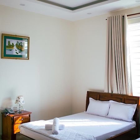 Nhat Nga Hotel 붕타우 외부 사진