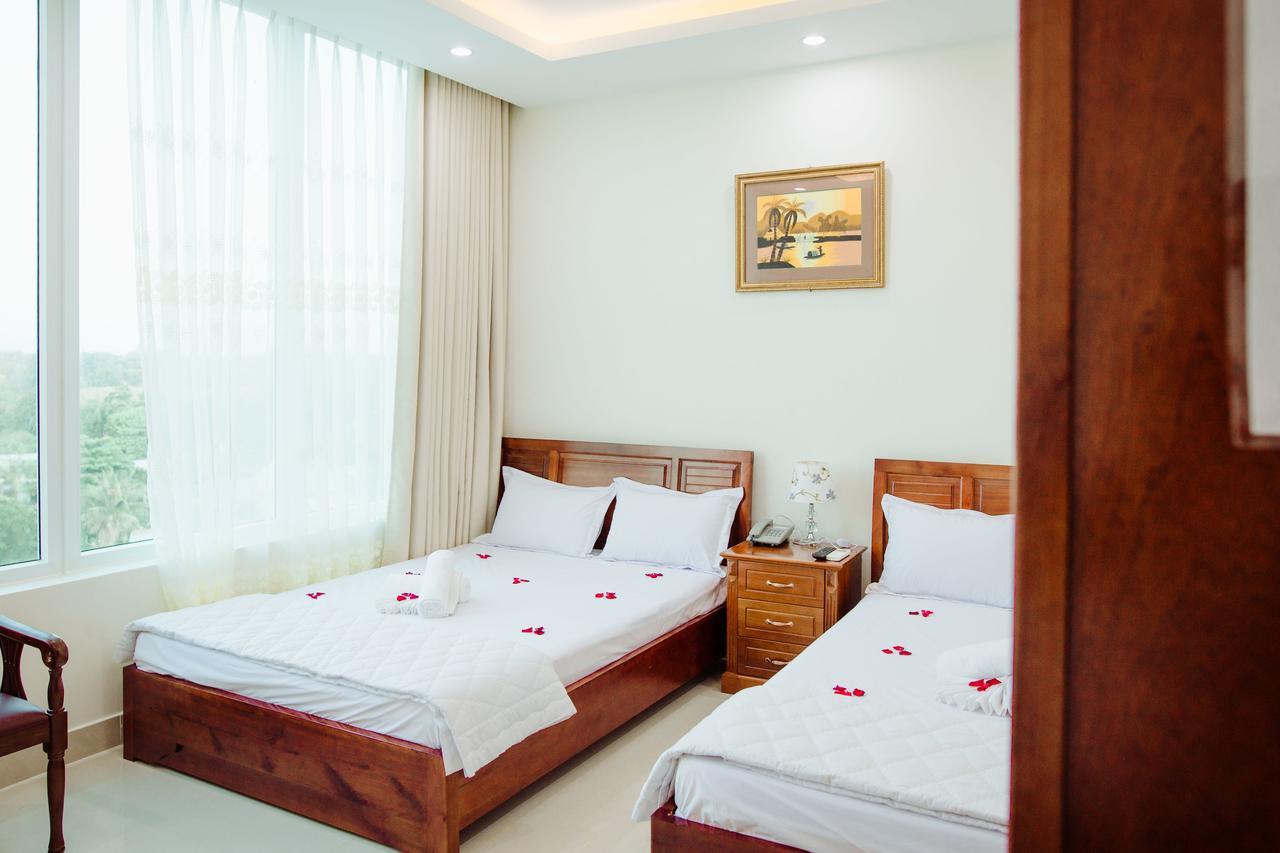 Nhat Nga Hotel 붕타우 외부 사진
